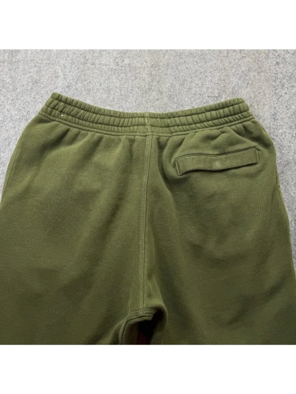 Nike Sportswear Club Fleece Joggers Men M Green Tapered 29